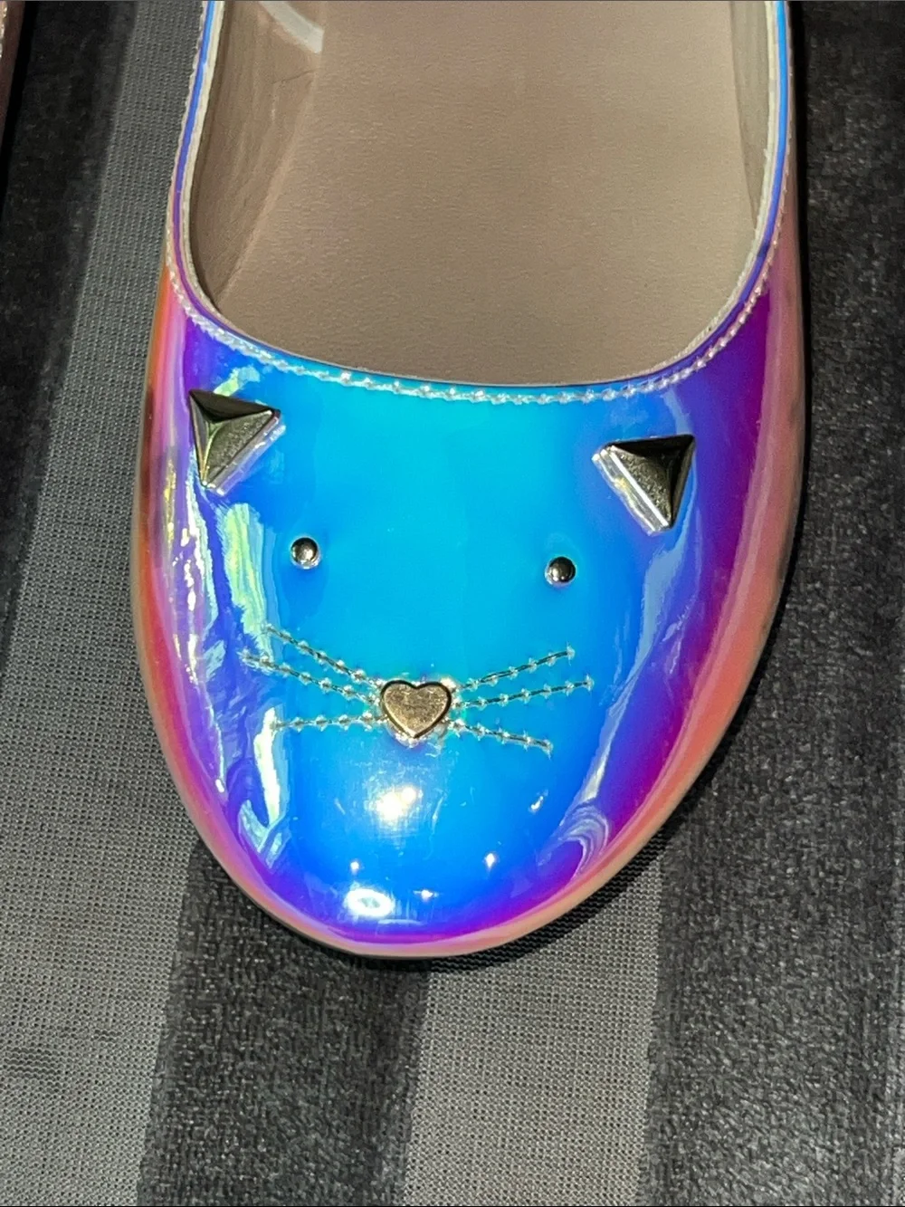 Holographic Iridescent Cat Face Studded Flat Shoes Sz 6.5 🐱